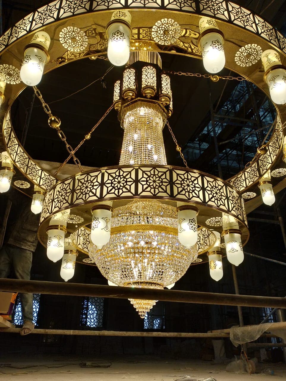 ثريا عصرية إسلامية